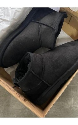 UGG Ultra Mini Siyah