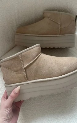 UGG Platform Bej